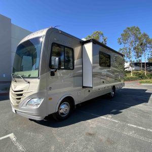 2014 Fleetwood Storm 28MS