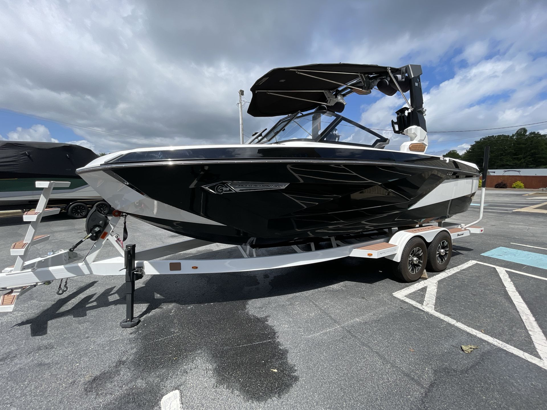 2022 Nautique G23