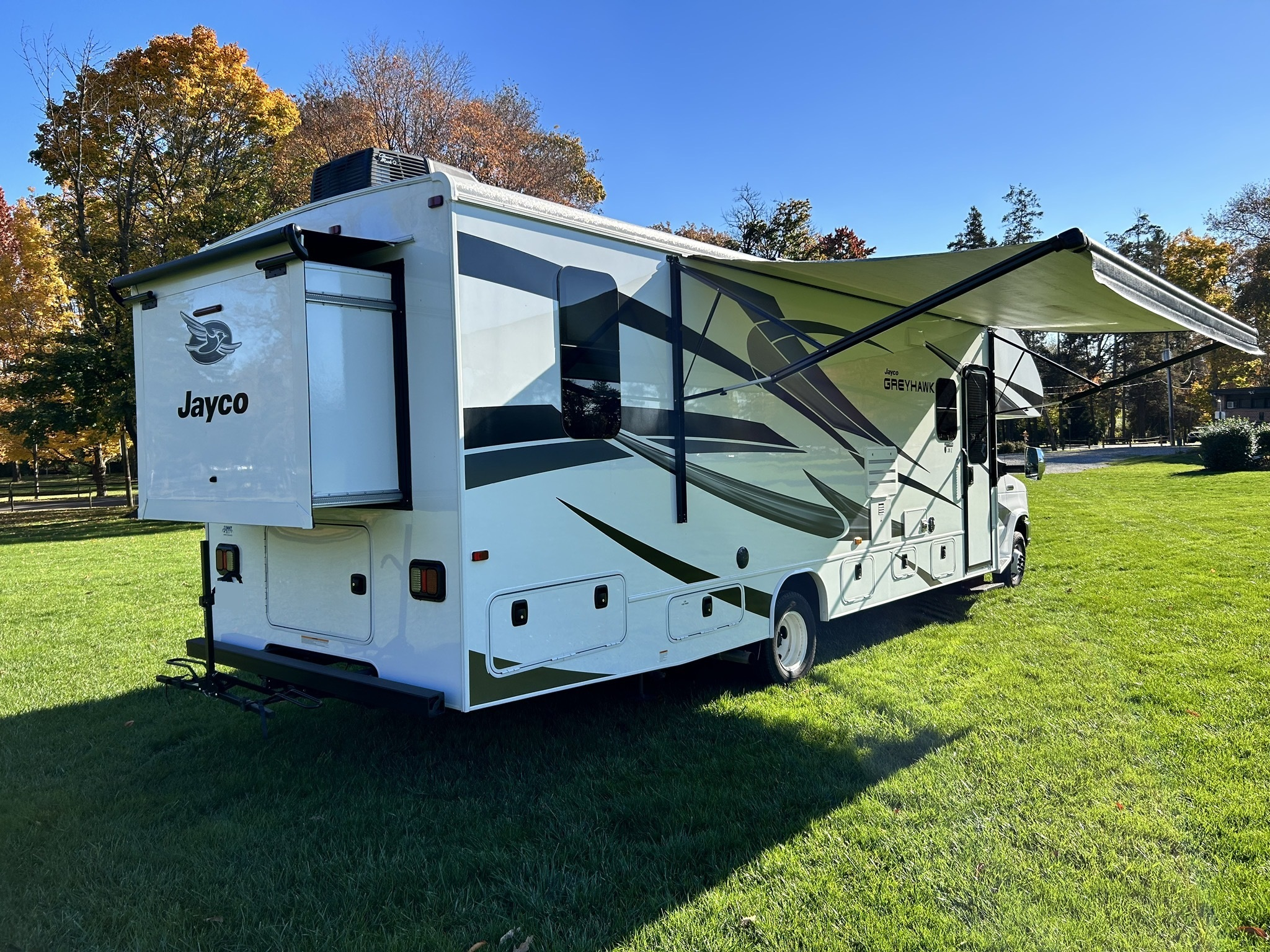 2022 Jayco Greyhawk 30Z - Image 3