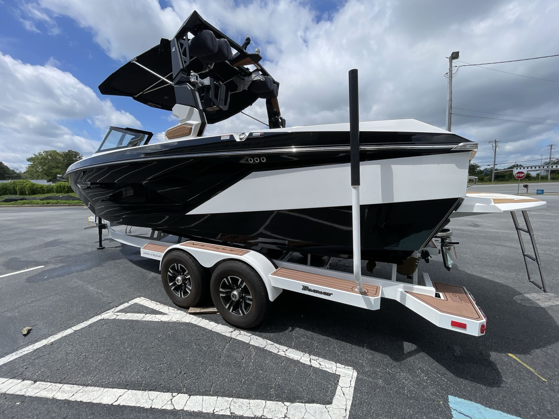 2022 Nautique G23 - Image 3