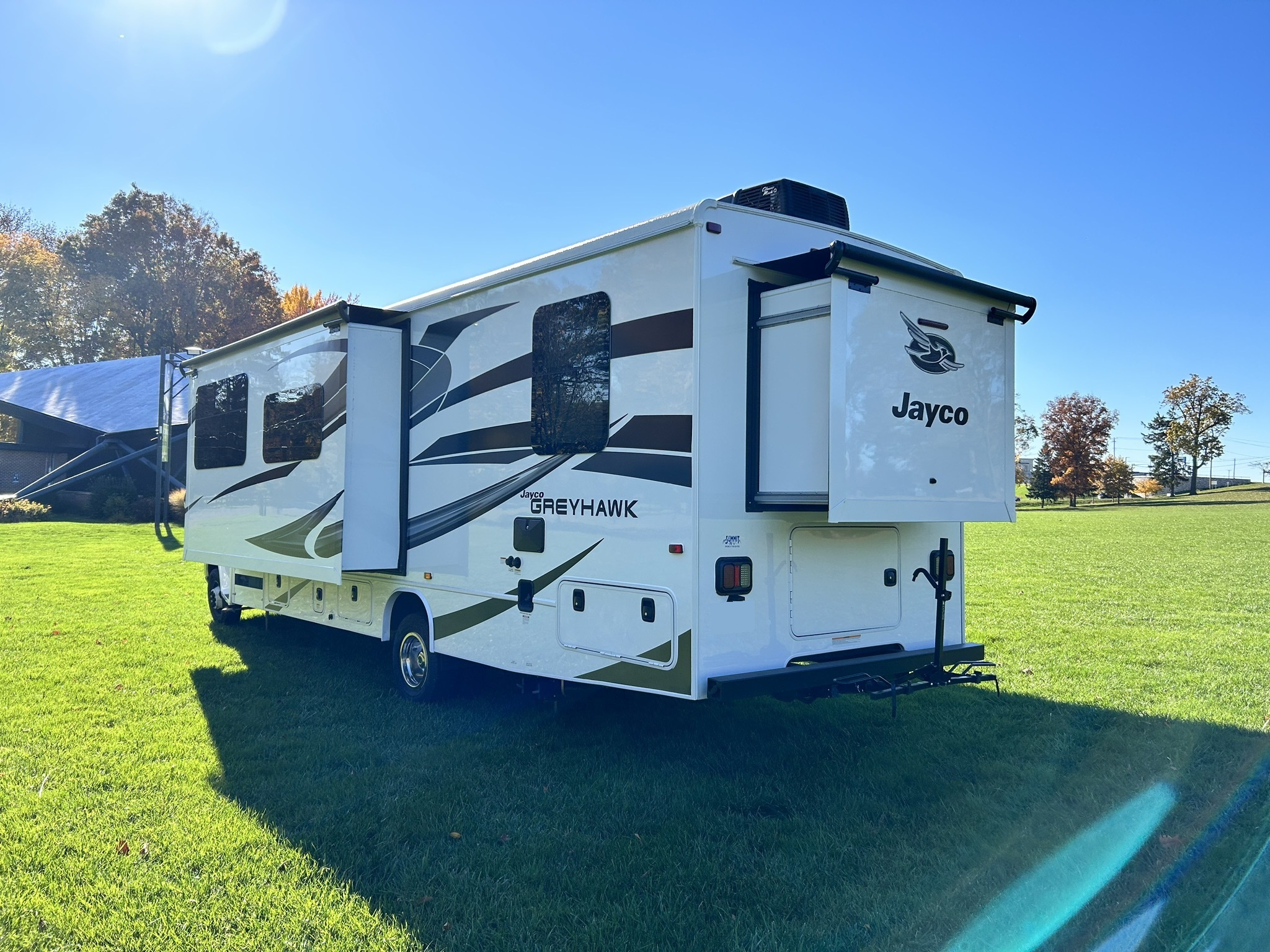 2022 Jayco Greyhawk 30Z - Image 4