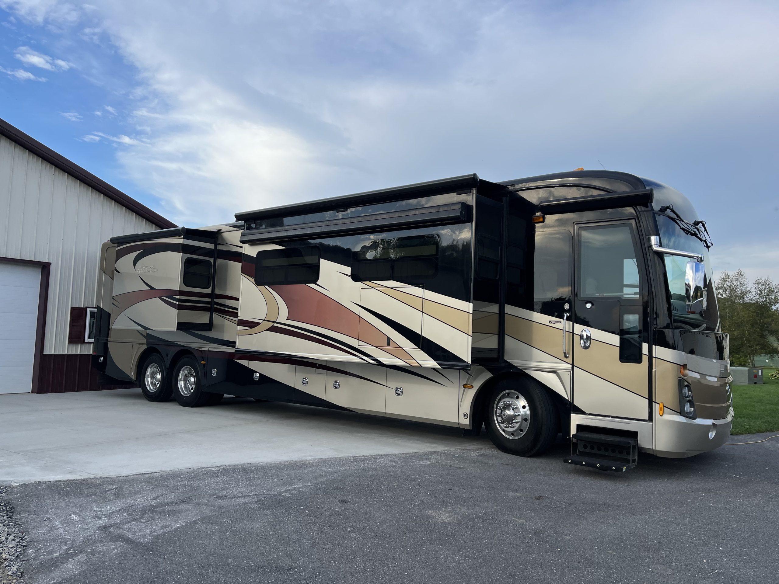 2012 American Coach American Tradition 42P