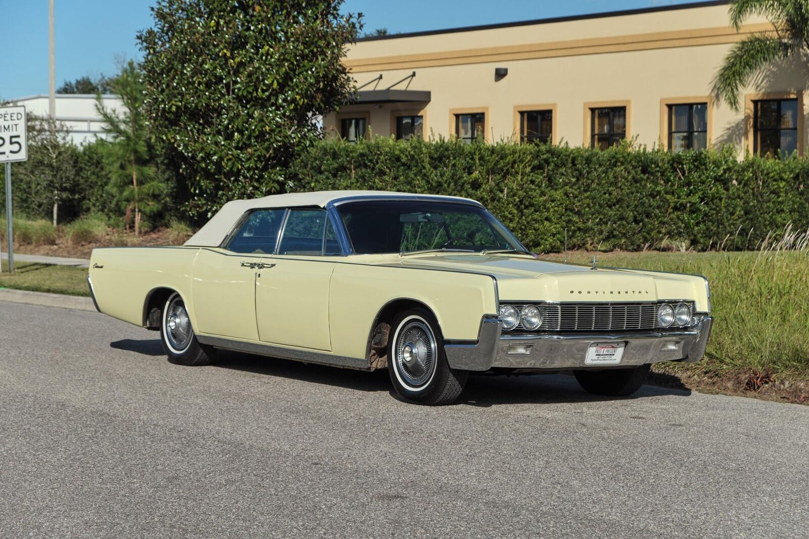 1967 Lincoln Continental Convertible