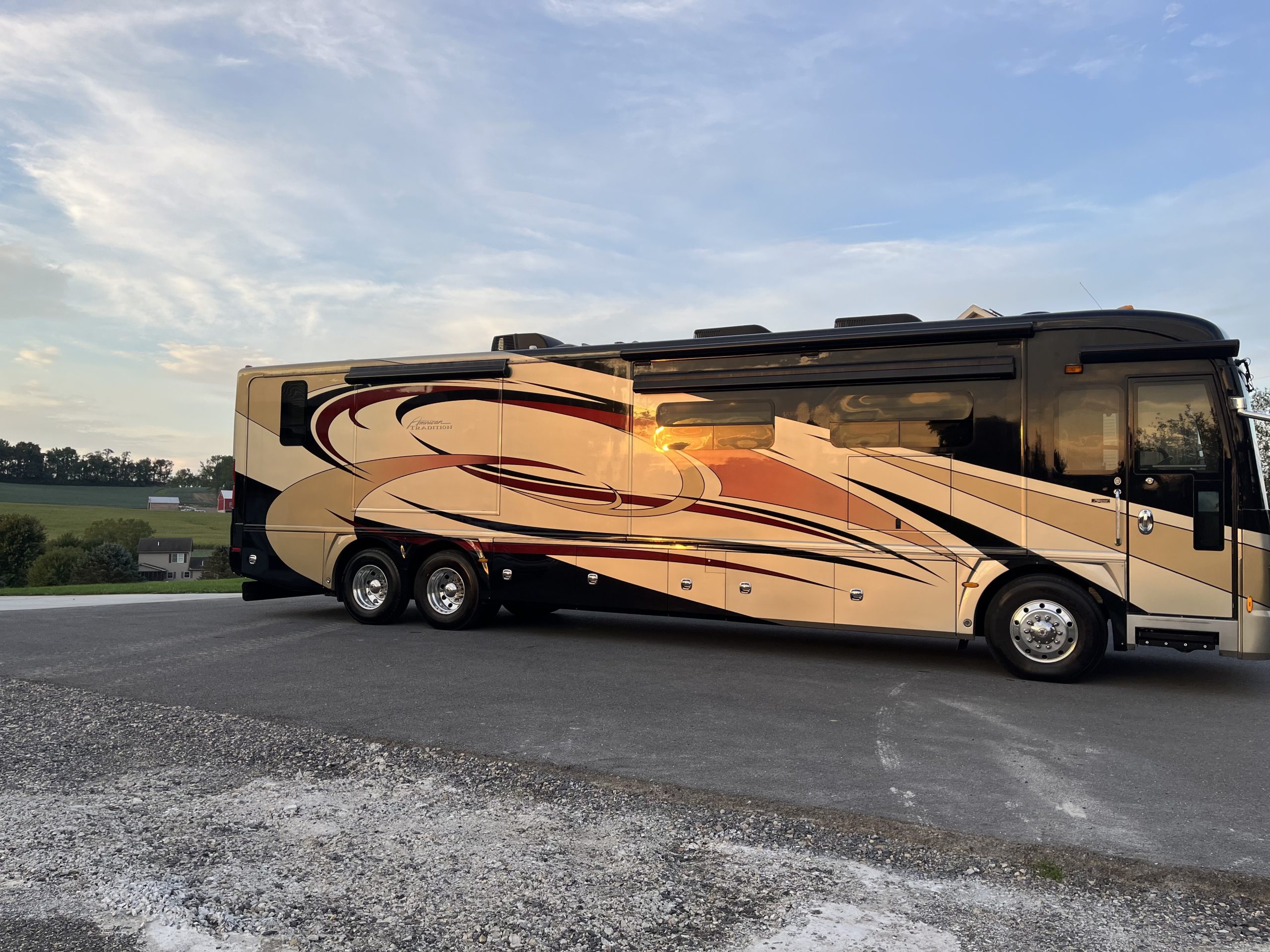 2012 American Coach American Tradition 42P - Image 14