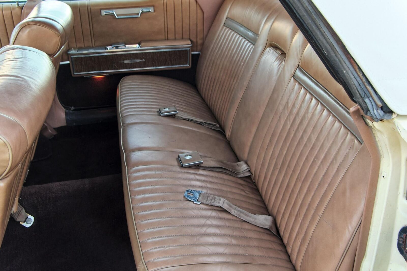 1967 Lincoln Continental Convertible - Image 37