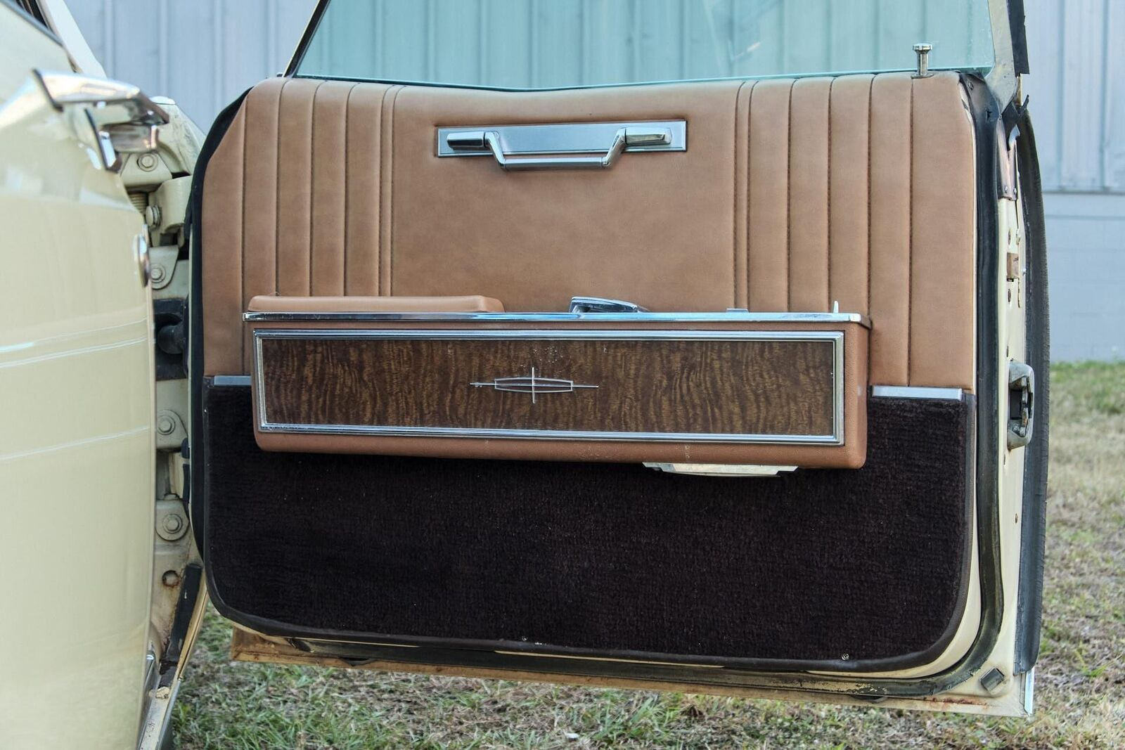 1967 Lincoln Continental Convertible - Image 39