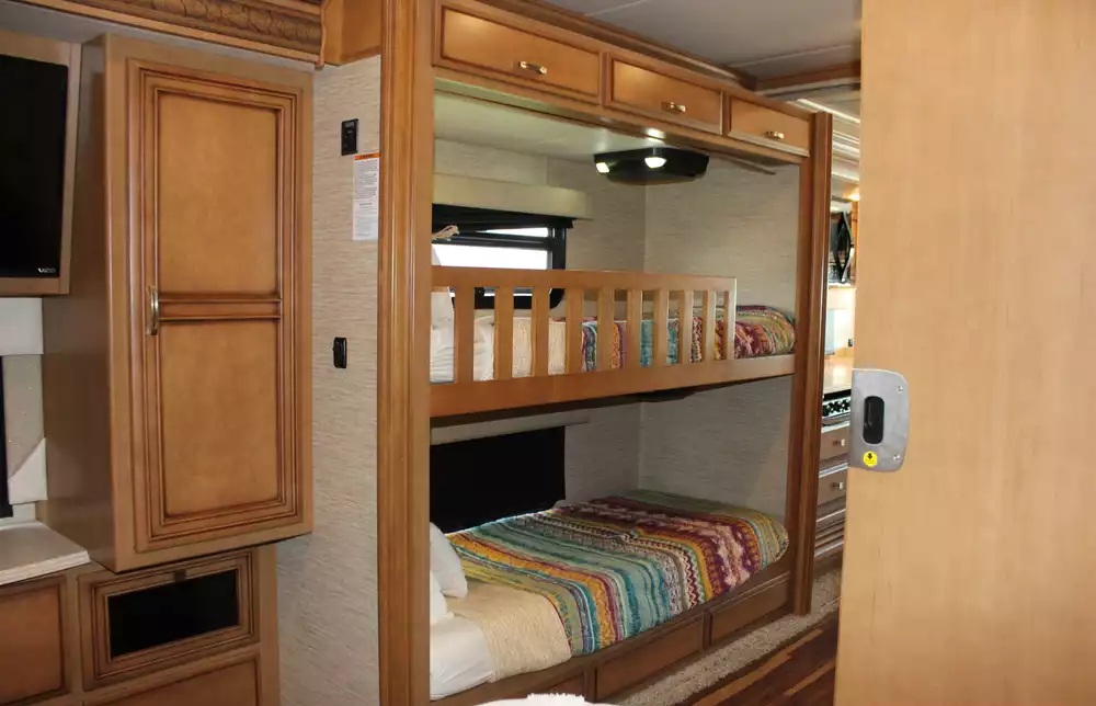 2017 Newmar Ventana Le 4042 - Image 73