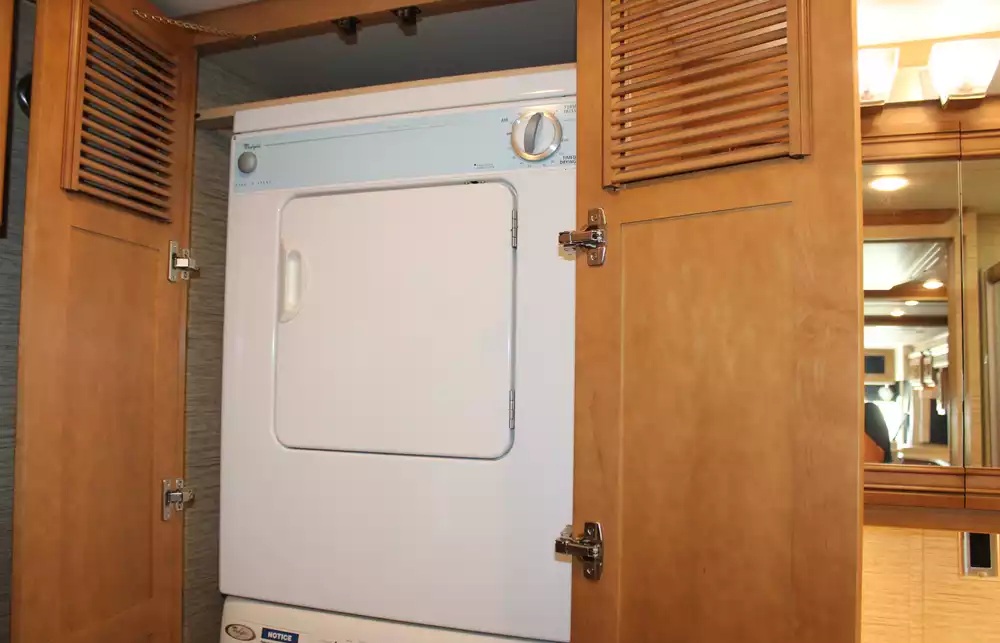 2017 Newmar Ventana Le 4042 - Image 5