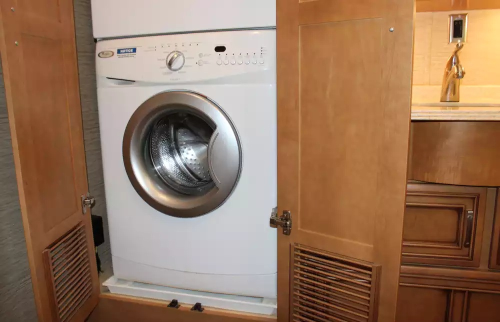 2017 Newmar Ventana Le 4042 - Image 11