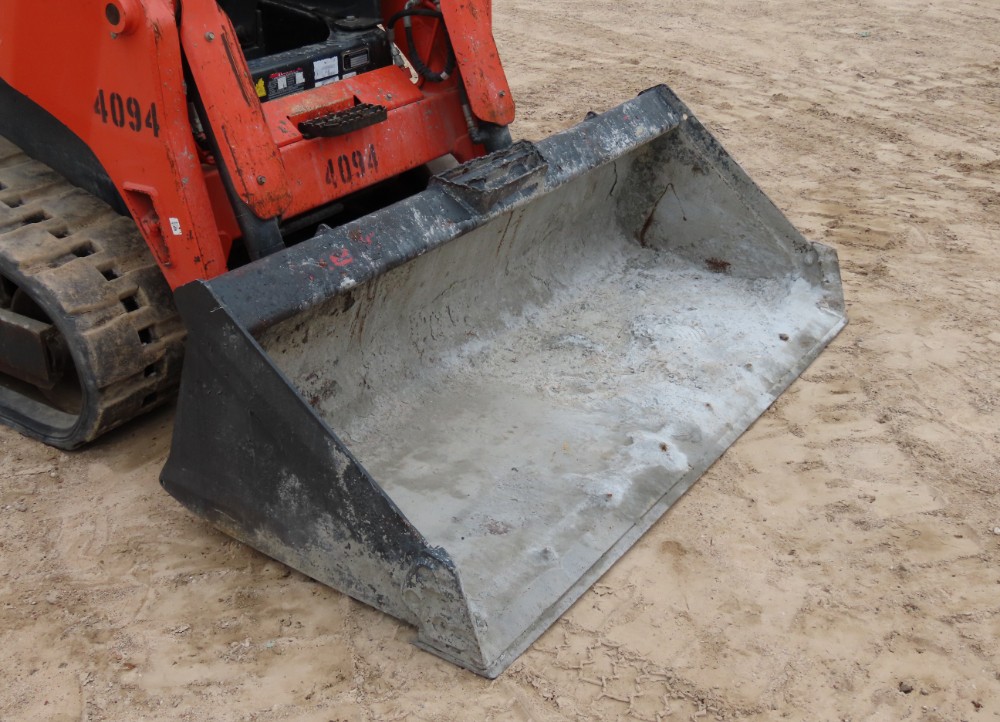 2017 Kubota SVL75-2 - Image 19