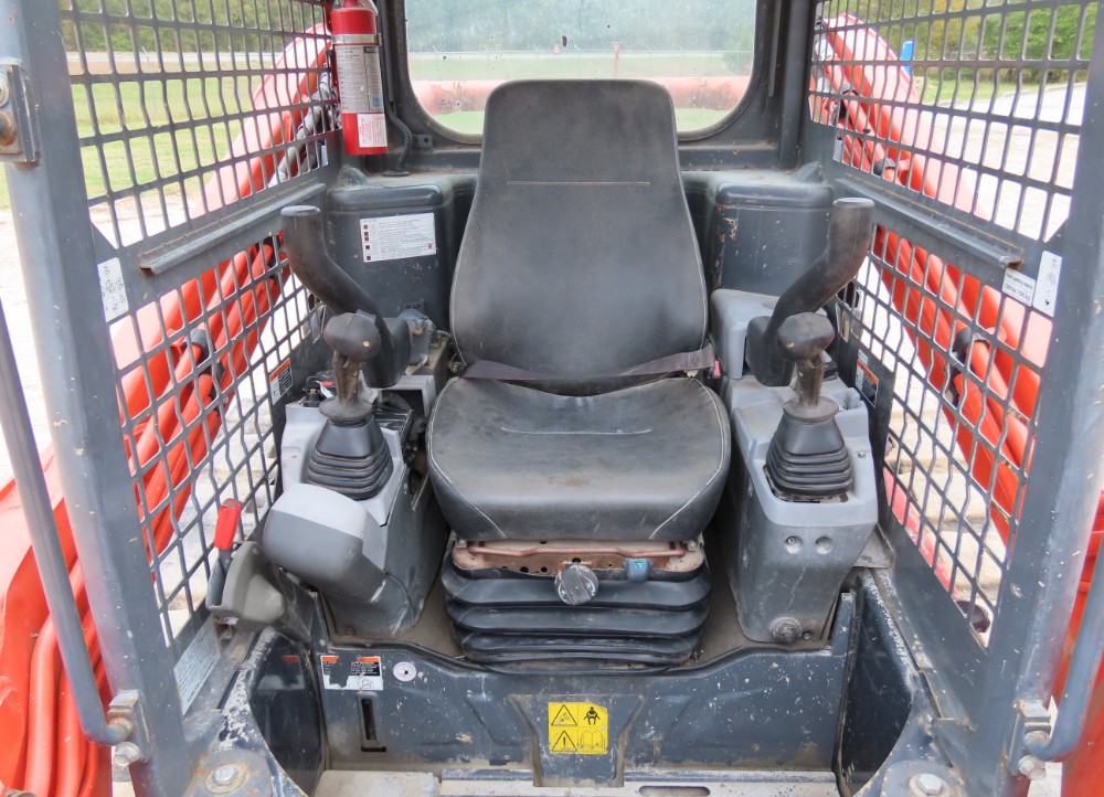 2017 Kubota SVL75-2 - Image 22