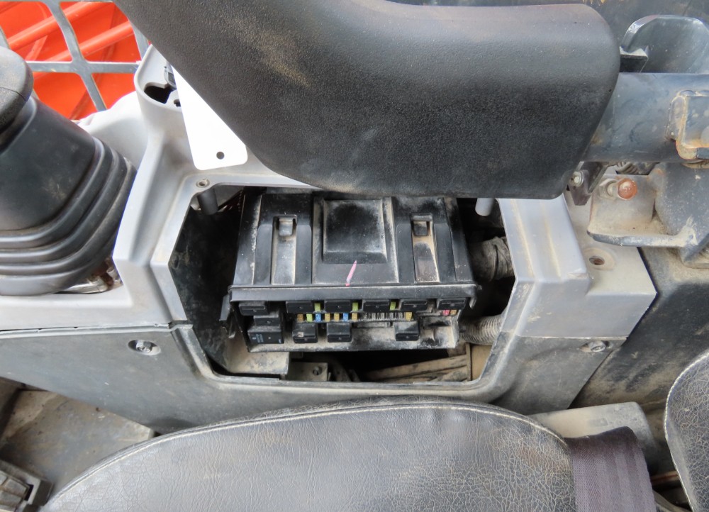 2017 Kubota SVL75-2 - Image 27