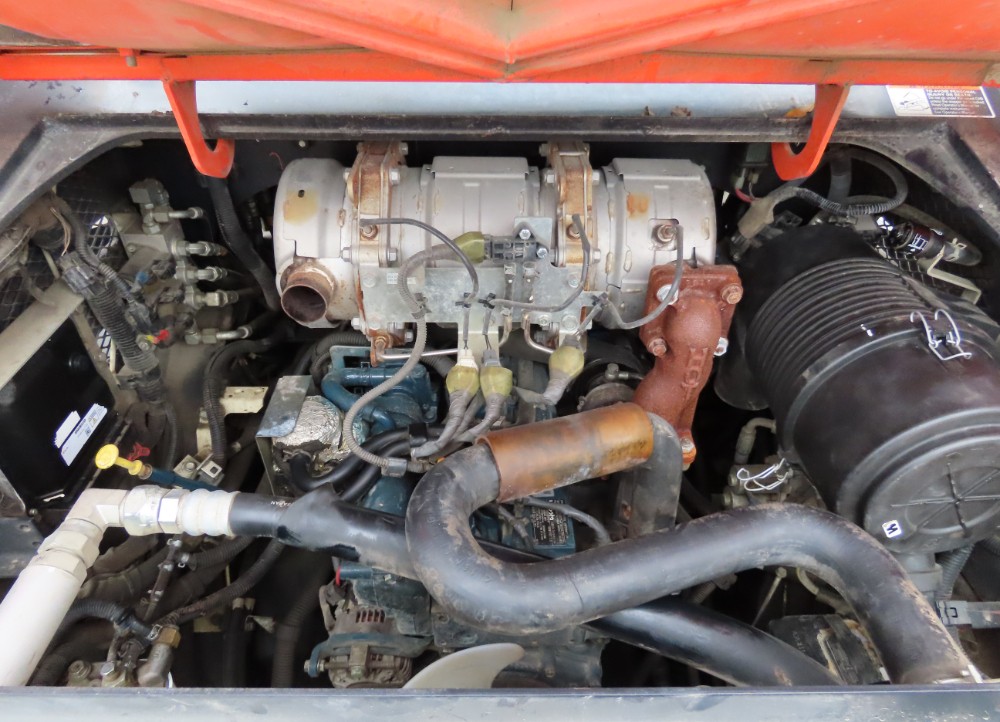 2017 Kubota SVL75-2 - Image 29