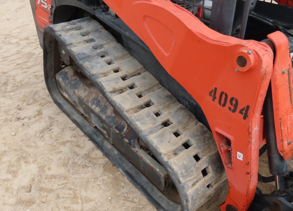 2017 Kubota SVL75-2 - Image 11