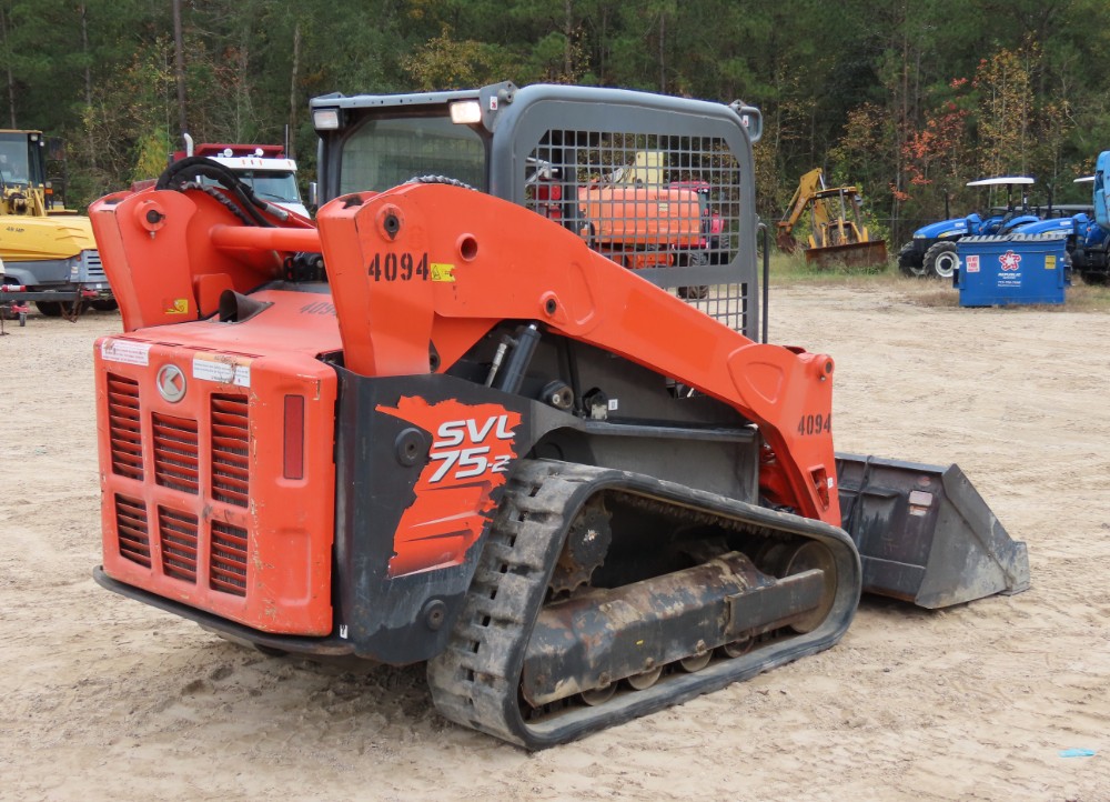 2017 Kubota SVL75-2 - Image 4