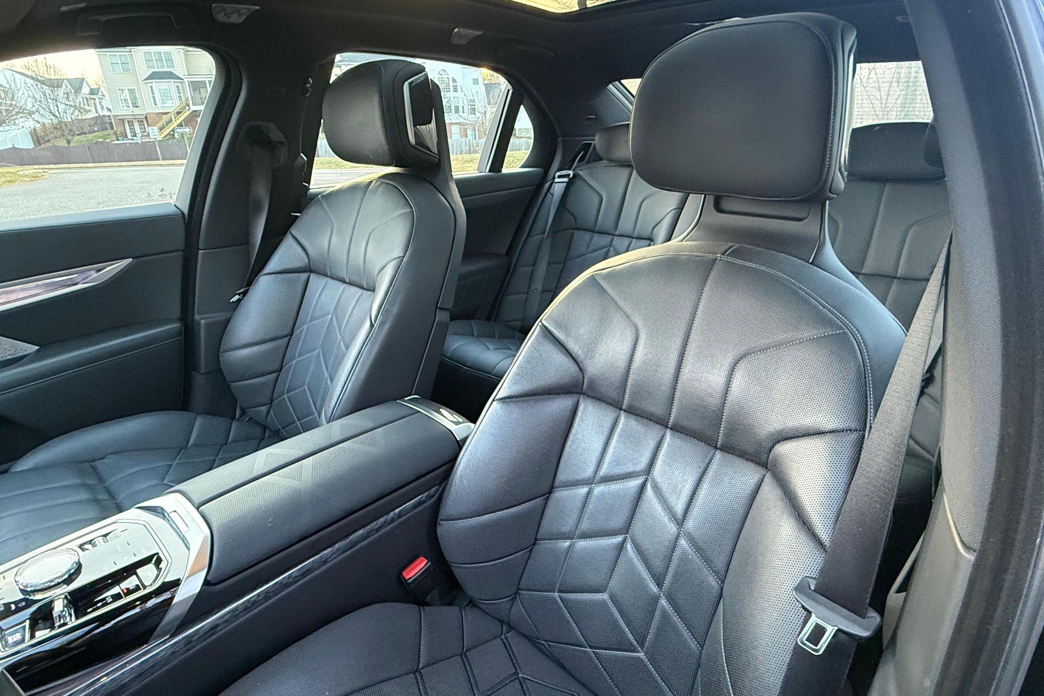 2023 BMW 7 Series 760I xDrive - Image 6