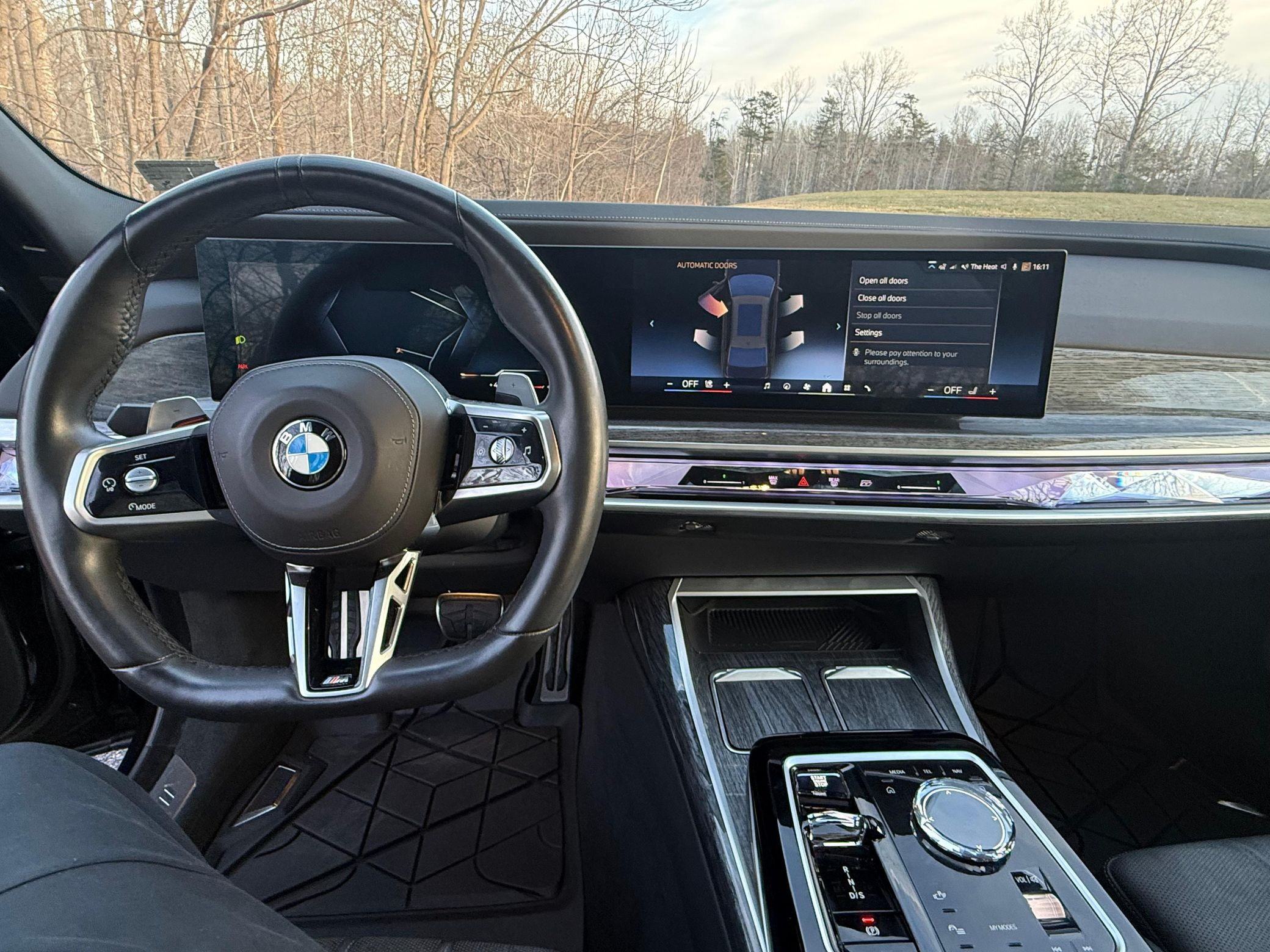 2023 BMW 7 Series 760I xDrive - Image 12