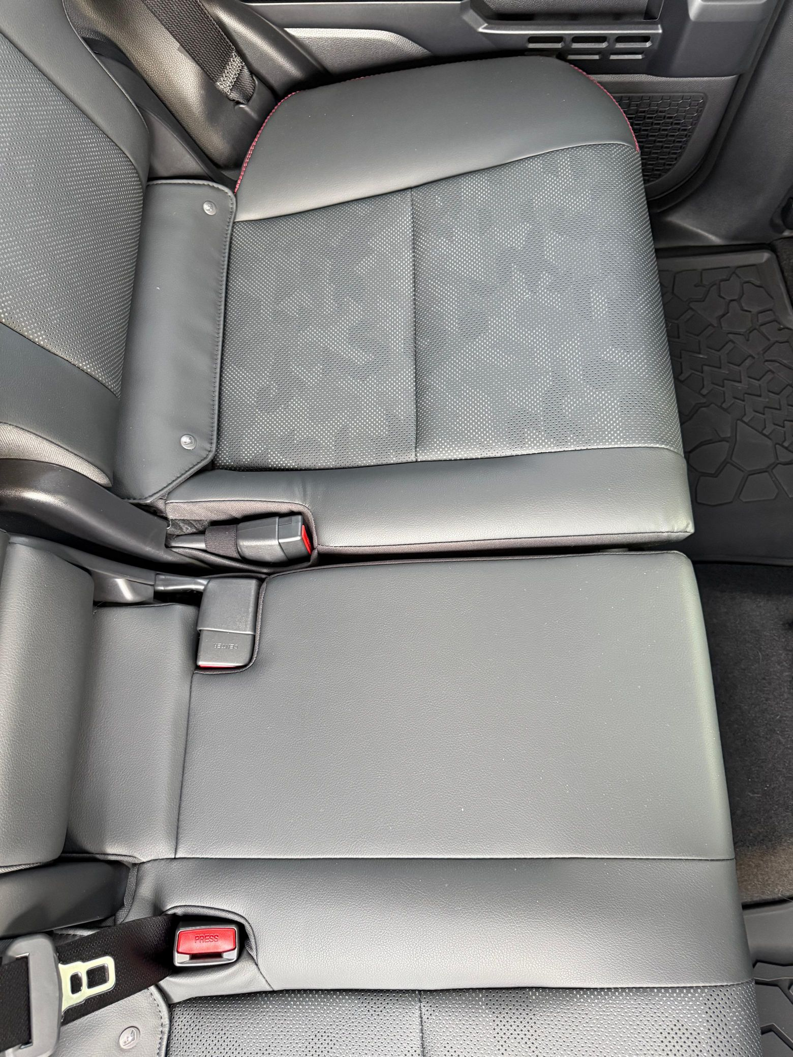 2025 Toyota 4Runner TRD Pro HV - Image 22
