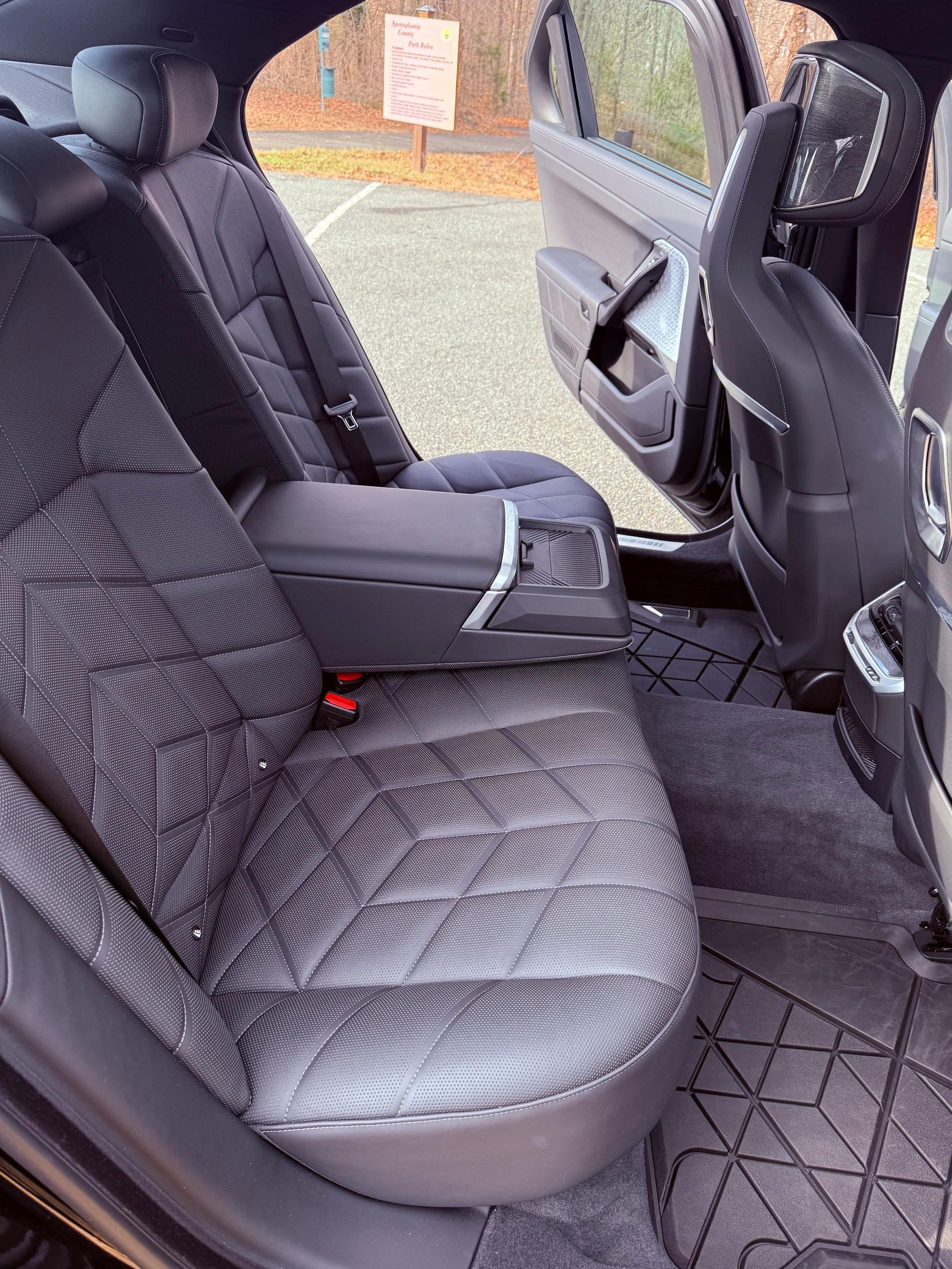 2023 BMW 7 Series 760I xDrive - Image 26
