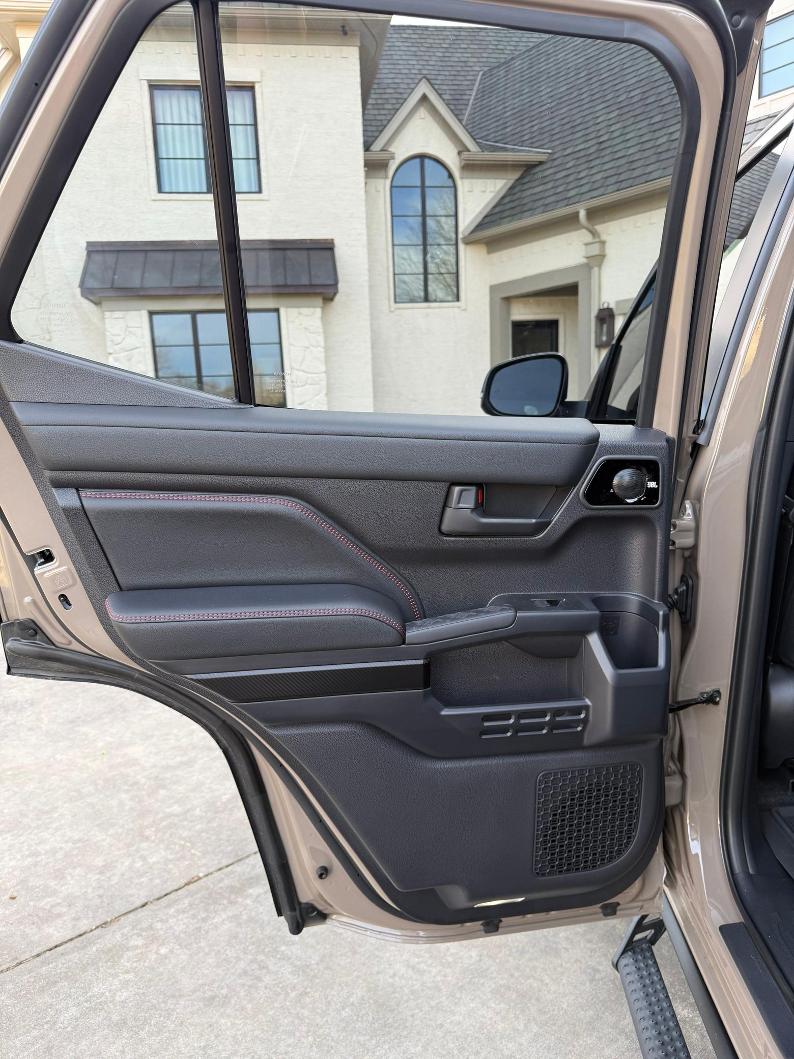 2025 Toyota 4Runner TRD Pro HV - Image 50