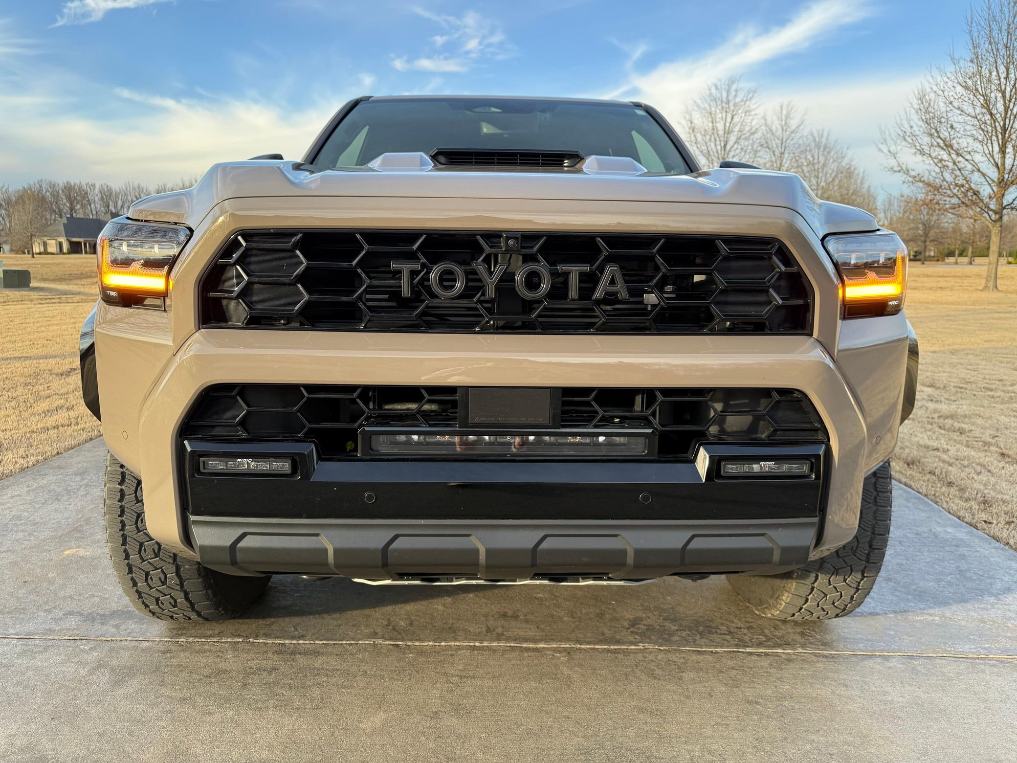 2025 Toyota 4Runner TRD Pro HV - Image 3